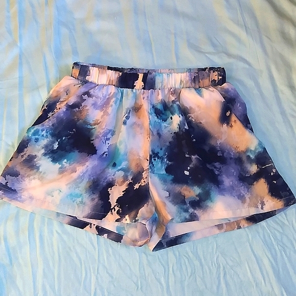Tie Dye Shorts - Picture 2 of 5